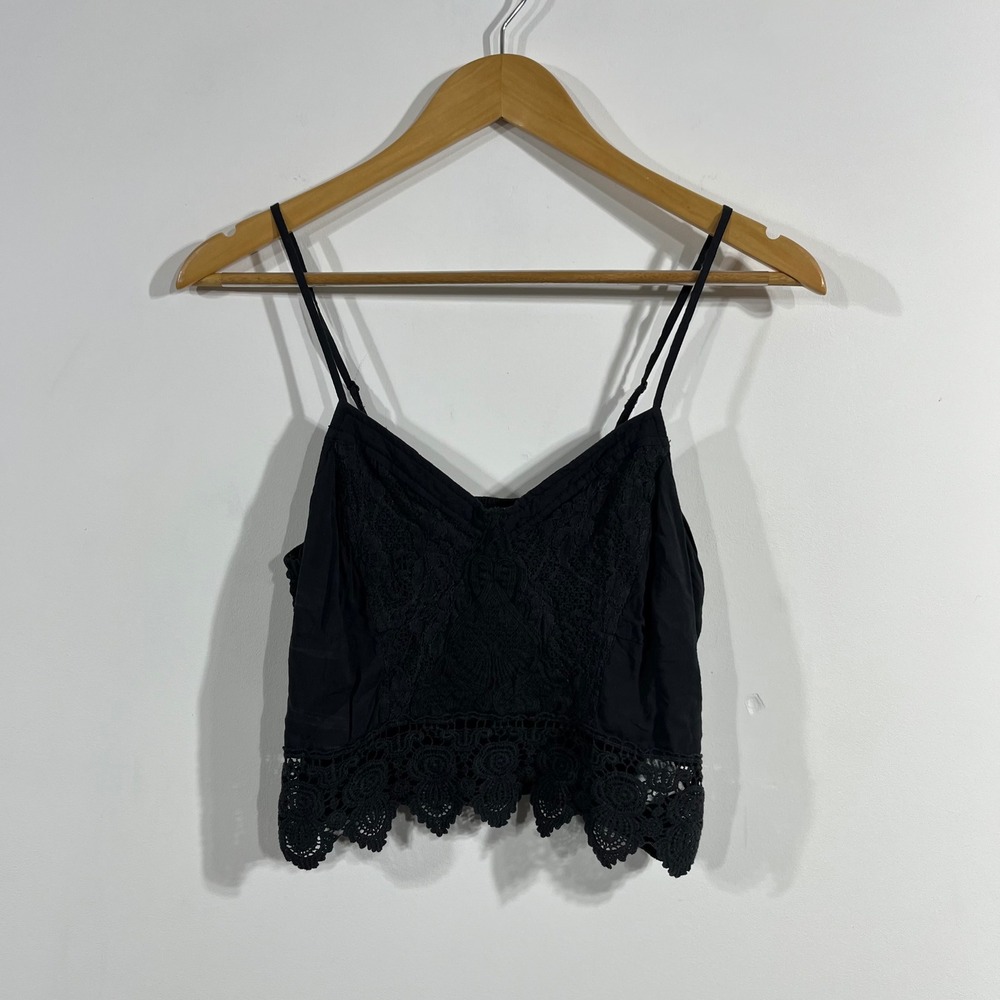 Xhilaration Y2K Festival Crochet Lace Crop Smocked Boho Top Womens Medium 90s
